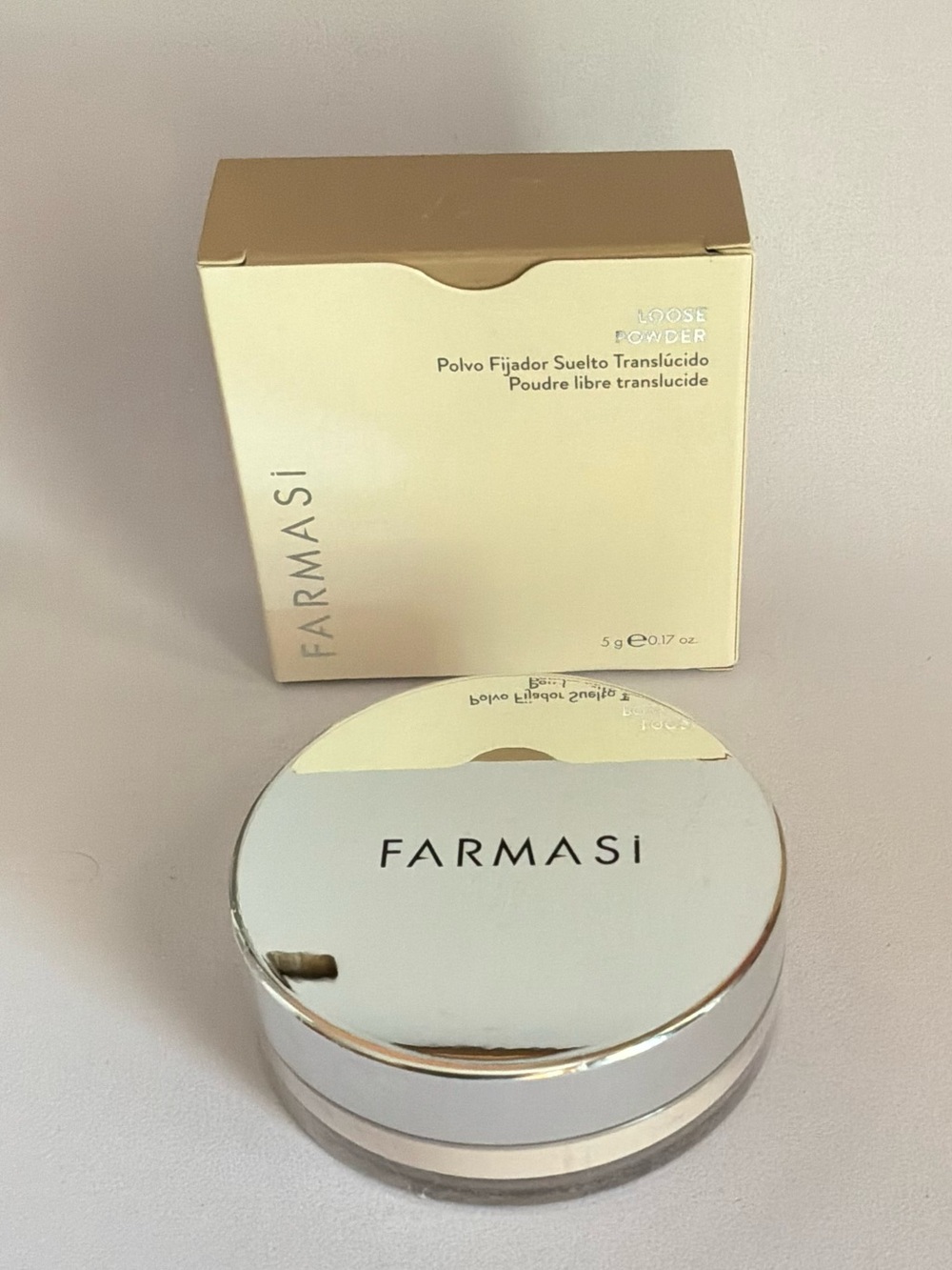 🌙✨🏷️Farmasi Translucent Loose Setting Powder — Cream & Silver Compact